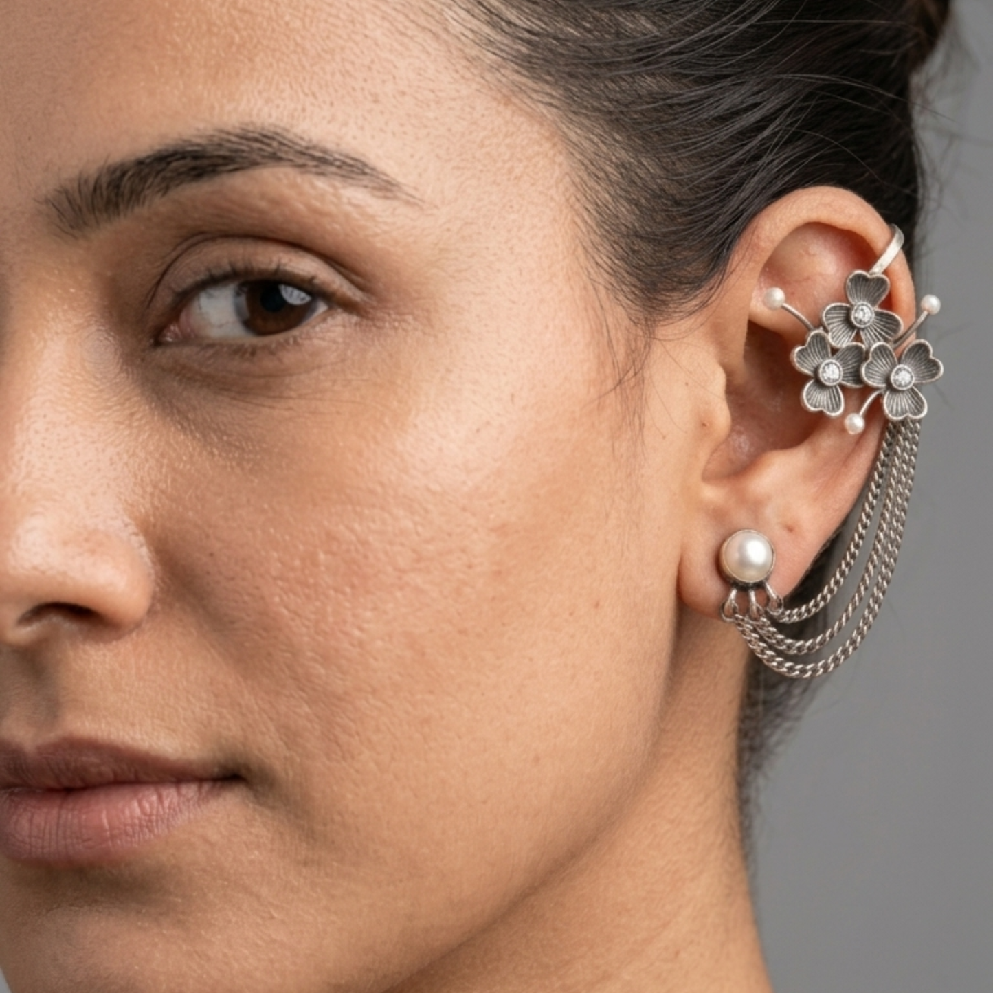 Floral Vine Ear Cuff with Pearl Drop & Chain Detail – Oxidized Silver-Plated Statement Jewelry