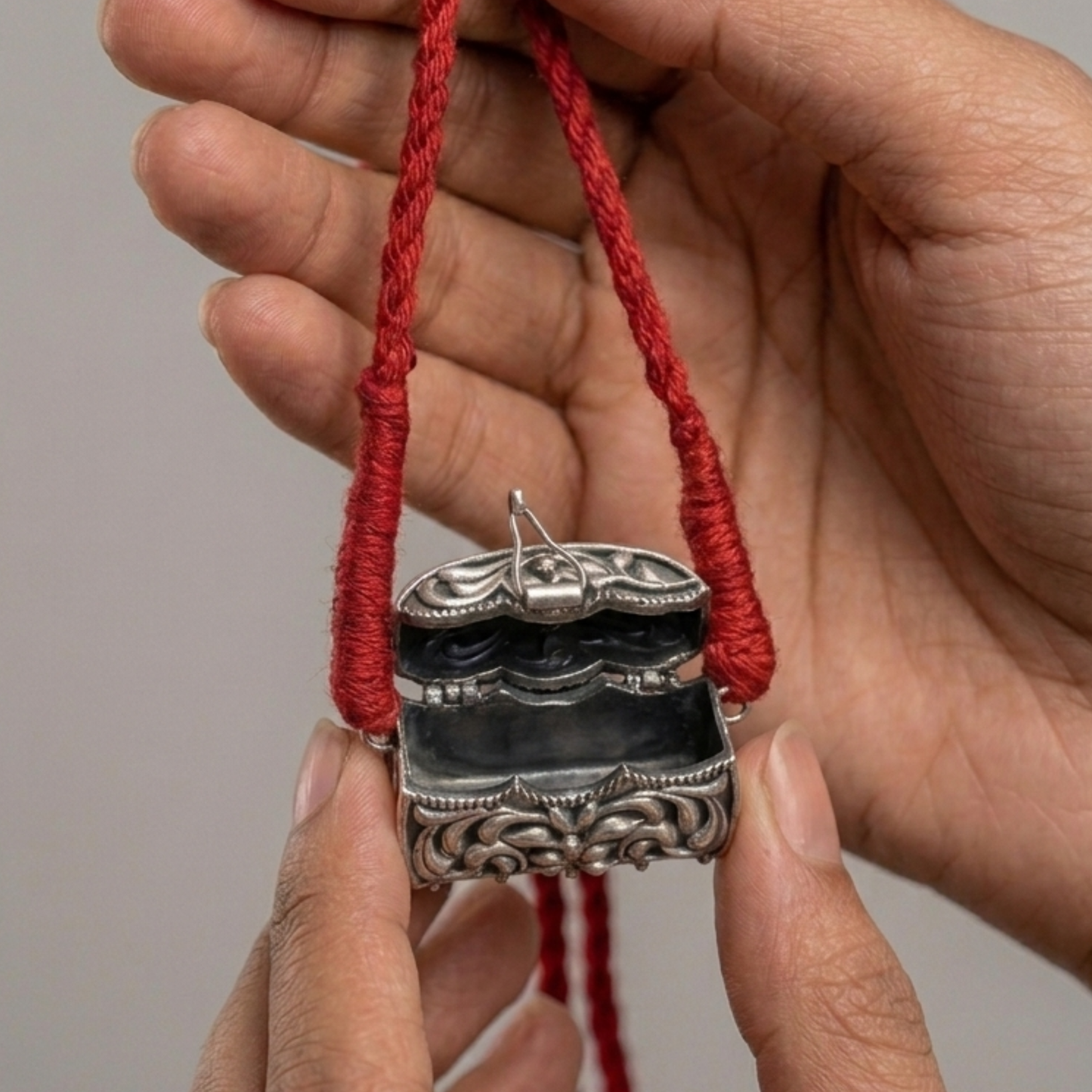 Oxidized Silver-Replica Vintage Taaviz Pendant Choker Set with Stud Earrings