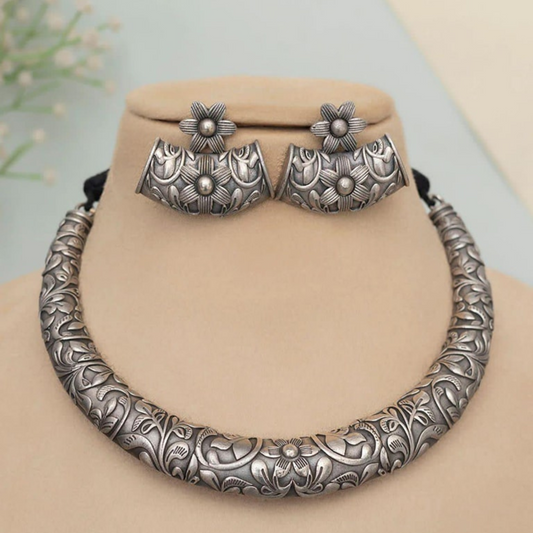 Oxidized Silver-Plated Hasli Set - Traditional Ethnic Necklace for Women