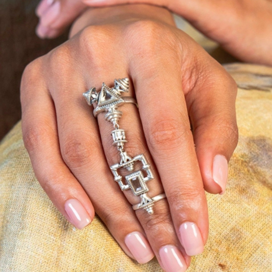 Oxidized Silver Ring with Crystal Stone - Elegant & Modern Jewelry