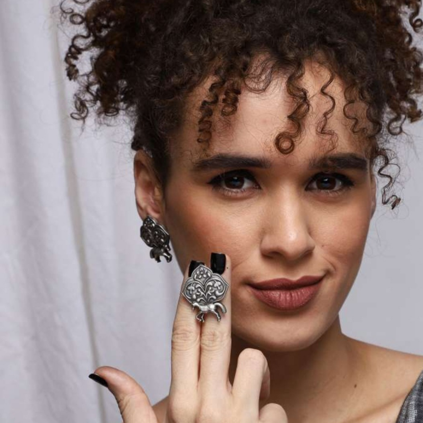 Oxidized Silver Plated Horse Stud Earrings - Equestrian-Inspired Jewelry