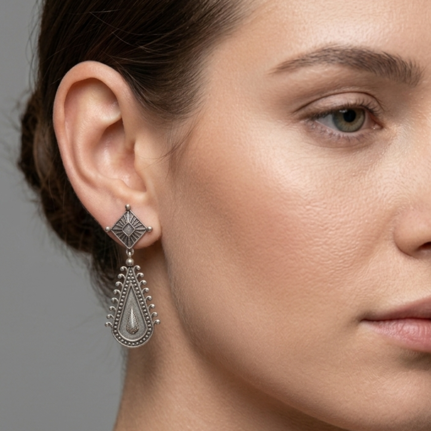 Dulcett Vintage Geometric Teardrop Oxidised Earrings